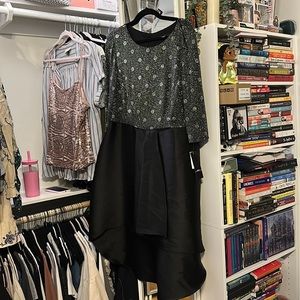 Formal dress comes with belt